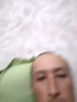 Snapshot of Hirurg_97 chatting on October 23, 4:01 am Hirurg 97 online show from October 23, 4:01 am