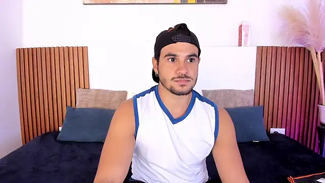 Snapshot of Jake_muller1 chatting on November 10, 3:38 am Jake muller1 online show from November 10, 3:38 am