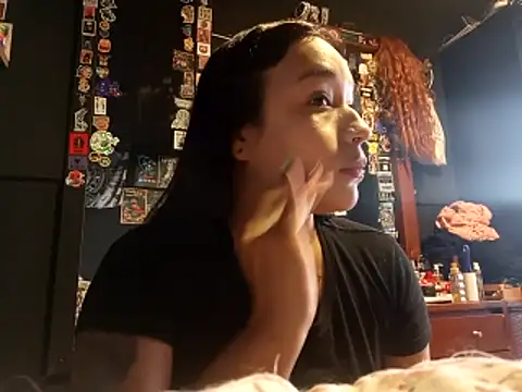 Isis Bathory online show from November 29, 2:31 pm