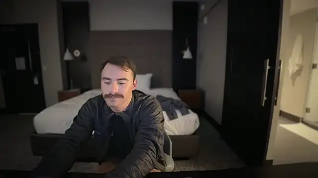 bobbyatx online show from November 11, 7:30 am