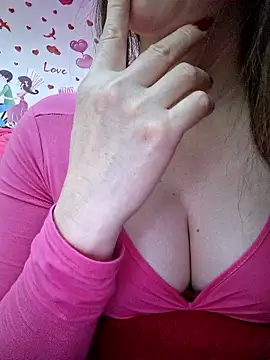 Emili68 online show from January 11, 9:31 pm