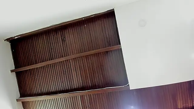 mirandaduboiss online show from April 11, 1:04 pm