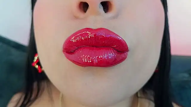 mia roux1 online show from April 22, 9:16 pm