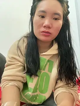 Snapshot of Irin_jo chatting on December 3, 6:21 am Irin jo online show from December 3, 6:21 am