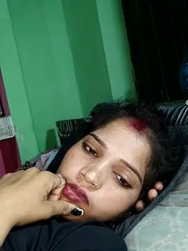 Snapshot of Bhumika_Love chatting on October 30, 1:18 am Bhumika Love online show from October 30, 1:18 am