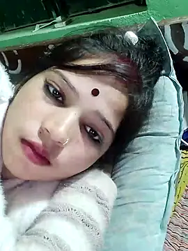 Snapshot of Bhumika_Love chatting on November 18, 12:49 am Bhumika Love online show from November 18, 12:49 am