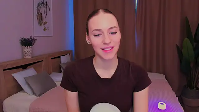 sassy cutie online show from February 4, 1:39 pm