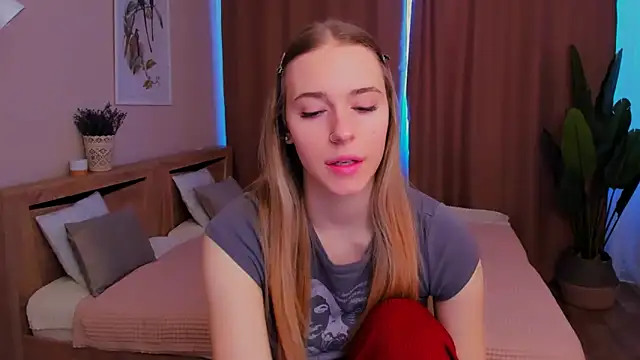 sassy cutie online show from February 20, 9:43 am