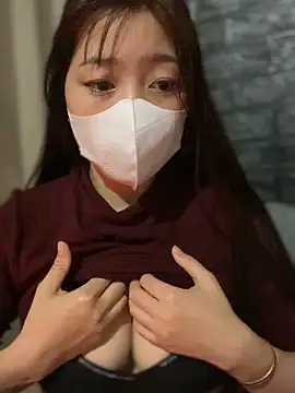 kitty-20x online show from February 18, 1:29 pm