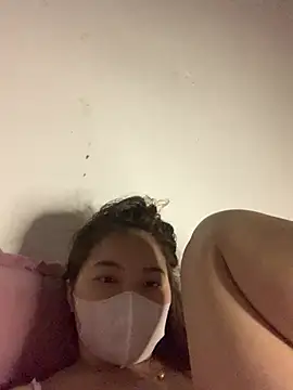 helo-kitty online show from February 25, 3:10 pm