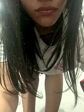 Snapshot of morenaamorr chatting on November 3, 12:57 am morenaamorr online show from November 3, 12:57 am