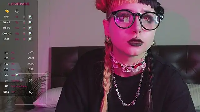  JustCass  online show from November 24, 2:50 pm