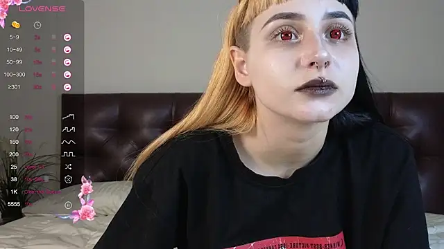  JustCass  online show from November 28, 4:48 am