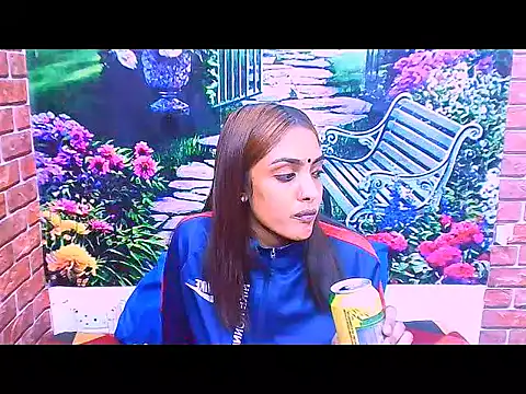 IndianPretty1 online show from November 2, 5:32 am