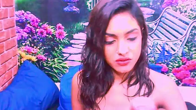 IndianPretty1 online show from November 29, 7:55 am