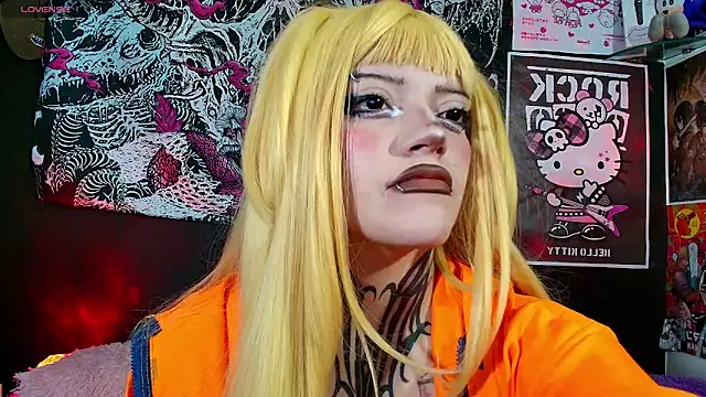 Snapshot of GothGaby chatting on November 8, 4:12 am GothGaby online show from November 8, 4:12 am