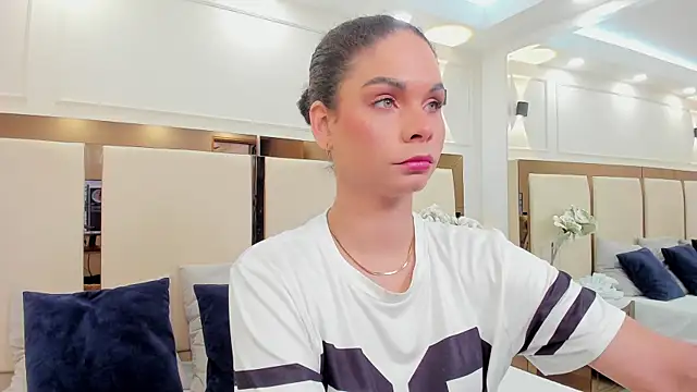 agatha mendoza  online show from November 12, 7:46 pm