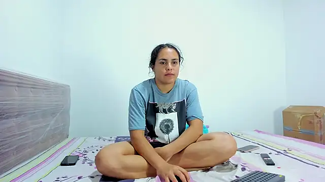 Snapshot of AshleyDeLuca_ chatting on December 16, 12:48 am AshleyDeLuca online show from December 16, 12:48 am