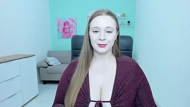 Snapshot of MargoKing chatting on May 15, 11:39 am MargoKing online show from May 15, 11:39 am