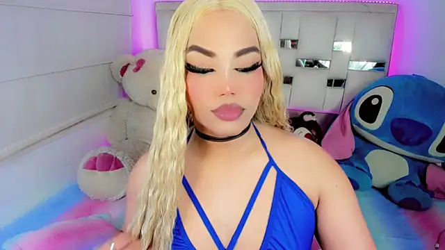 Snapshot of Alannys_xHotx chatting on May 10, 1:33 am Alannys xHotx online show from May 10, 1:33 am