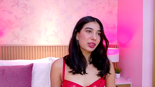 AdelineJhones online show from November 28, 3:58 pm