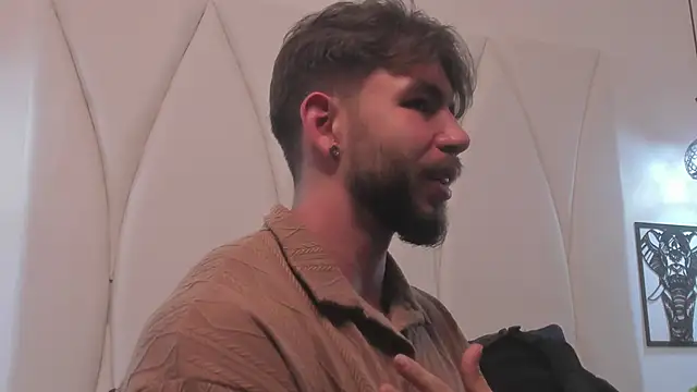 JACKSON STIFLER online show from January 8, 9:28 pm