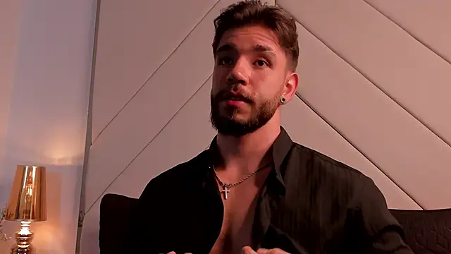 JACKSON STIFLER online show from March 3, 12:39 am