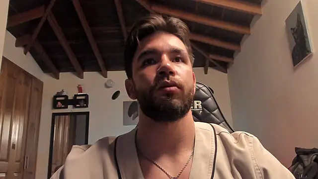 JACKSON STIFLER online show from April 22, 3:57 pm