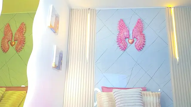 Sara swift9 online show from November 16, 8:03 pm