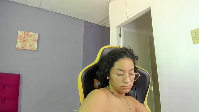 emily stars1 online show from April 21, 3:17 pm