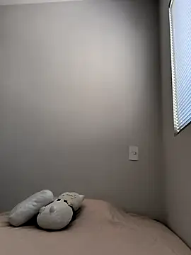 Meiii27 online show from March 18, 3:48 pm