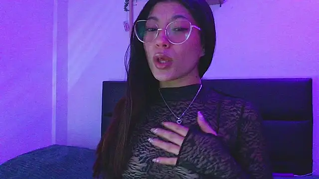 LissyM online show from December 22, 5:10 pm