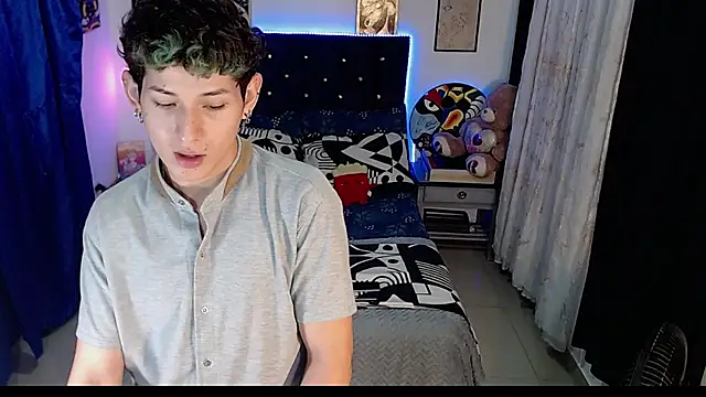 Yorsamm and friends online show from November 7, 3:06 am