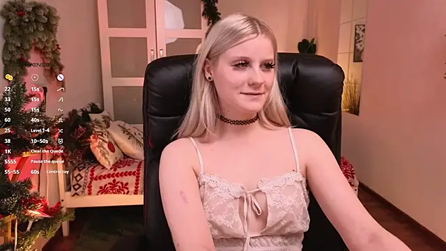 ShineJoan online show from December 20, 9:55 pm