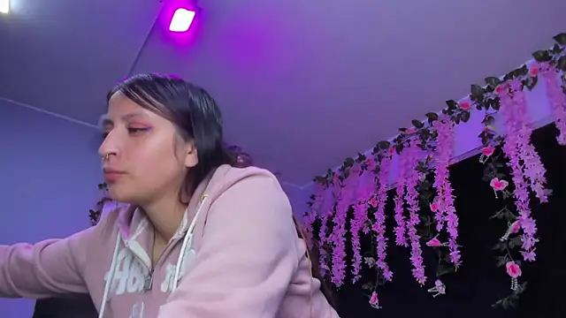 Gabyy Cooper  online show from March 15, 2:50 am