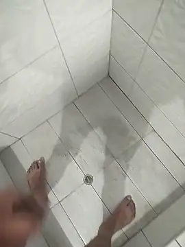 Snapshot of Niyorquino26 chatting on October 23, 1:43 pm Niyorquino26 online show from October 23, 1:43 pm