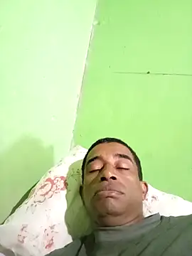 juniordotado87 online show from December 17, 9:26 am