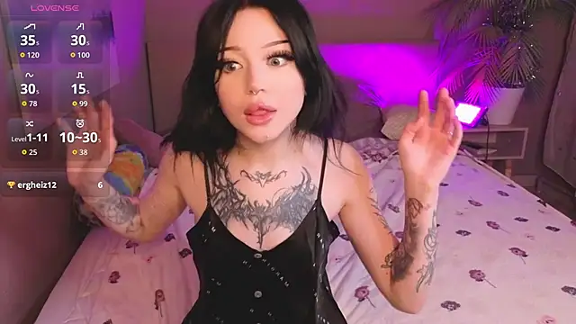 Emma Kirks online show from January 14, 3:39 pm