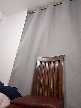 Snapshot of Kitty_Kalifa chatting on October 30, 1:29 am Kitty Kalifa online show from October 30, 1:29 am