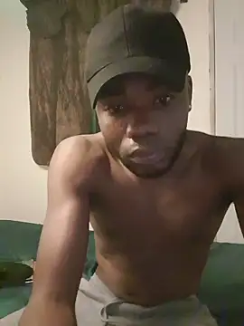 Snapshot of Suamyst_25 chatting on December 21, 8:10 am Suamyst 25 online show from December 21, 8:10 am