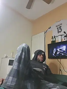 Snapshot of Suamyst_25 chatting on January 13, 5:57 am Suamyst 25 online show from January 13, 5:57 am