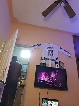 Snapshot of Suamyst_25 chatting on January 16, 8:35 pm Suamyst 25 online show from January 16, 8:35 pm