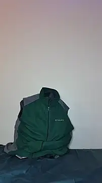 Snapshot of Suamyst_25 chatting on February 5, 8:41 am Suamyst 25 online show from February 5, 8:41 am