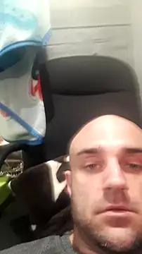 BulbasaurIsmettv online show from March 4, 2:17 am