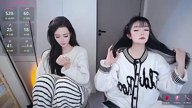 Follyise online show from February 13, 1:07 pm