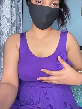 Snapshot of Cute_Marina chatting on June 16, 7:00 am Cute Marina online show from June 16, 7:00 am