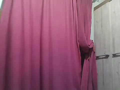 Snapshot of Krikri_sc chatting on May 2, 5:12 am Krikri sc online show from May 2, 5:12 am