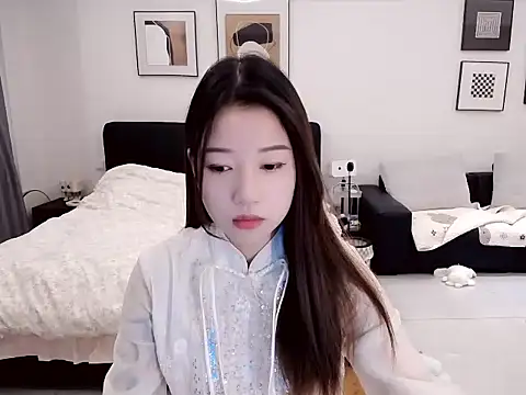 minnie-kk online show from October 24, 7:27 am