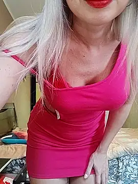 SelinaLovqx online show from November 3, 9:32 am