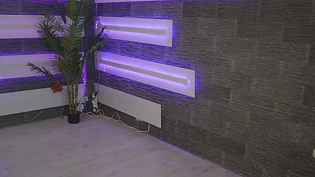 SexyCelline online show from March 16, 5:35 am